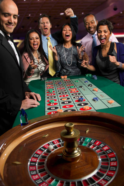 Baccarat player and banker hand comparison Baccarat player and banker hand comparison